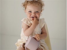 Mushie soft lilac snack cup